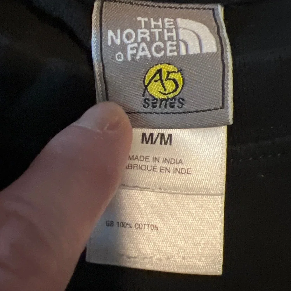 The North Face black short sleeve t-shirt A5 Series - Picture 2 of 5